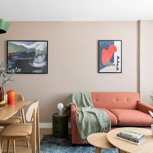 1-Bedroom Apartment